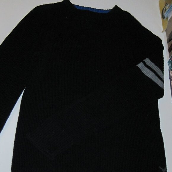 𝅺AMERICAN EAGLE OUTFITTERS NAVY BLUE KNITTED SWEATER - Picture 1 of 7